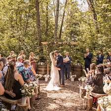 Luxury-Wedding-at-Red-Tree-Farms-Langley 1